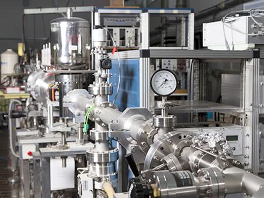 Real-time monitoring and data acquisition for physics R&D projects